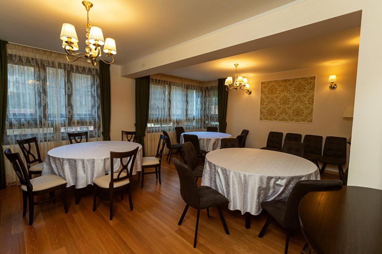시나이아 Vila Imperial B&B 외부 사진